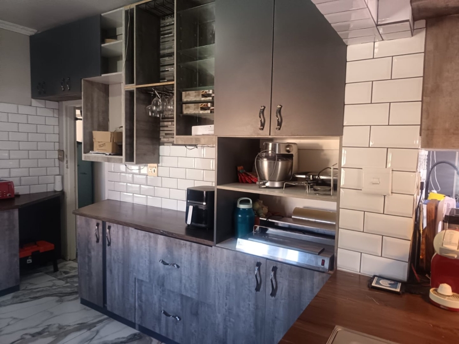 4 Bedroom Property for Sale in Herlear Northern Cape
